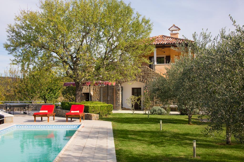 Momjan Villa Momiano With Private Pool מראה חיצוני תמונה
